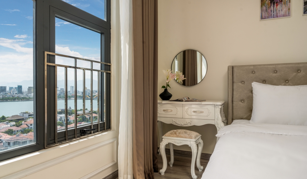 B1535 - Lux 3BR Monarchy Apartment Han River view